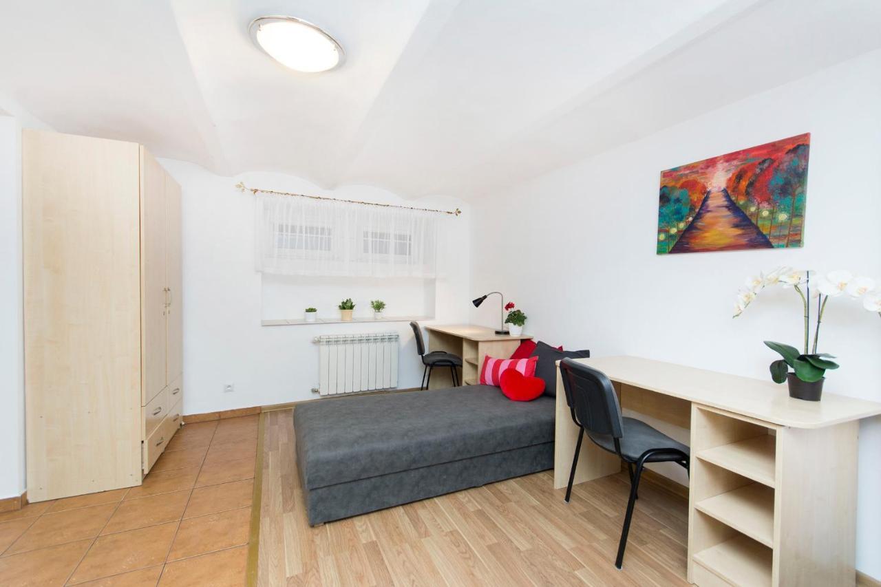 A Pousada Akademikus Stary Toruń Exterior foto